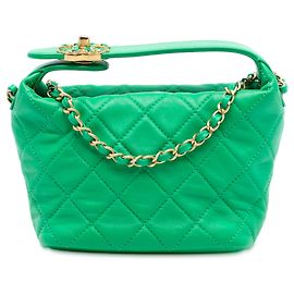 Bolsa hobo Perfect Meeting em pele de cordeiro acolchoada verde Chanel Small Verde