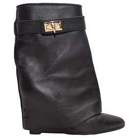 Black Givenchy Pointed-Toe Leather Shark Boots Size 38 Black