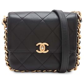 Borsa a tracolla Chanel Small Quilted Calfskin Framing Chain Flap Nera Nero