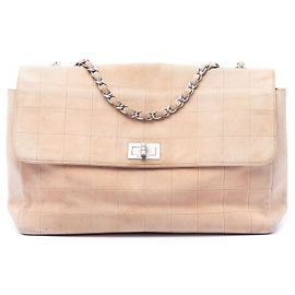 Bolsa de ombro Chanel Choco Bar em camurça marrom com fecho Mademoiselle Marrom