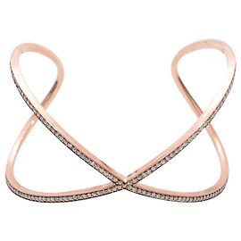 Autre Marque Bracelet Jonc Jennifer Miller en Or Rose et Pavé de Diamants Rose