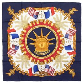 Hermès Sciarpa in seta Hermes Liberty di Joachim Metz con stampa multicolore e blu navy Blu navy