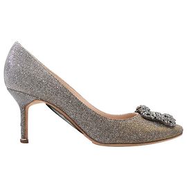Escarpins Lamé Manolo Blahnik com Fivela de Cristal Prata e Ouro Tamanho 37 Prata