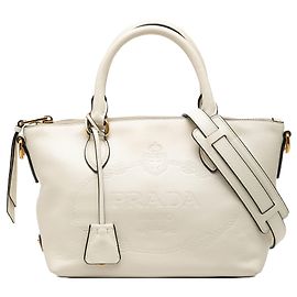 Pequena bolsa conversível Prada em couro glacê com relevo e logotipo branco Branco