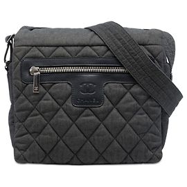 Borsa a tracolla Chanel Small Quilted Denim Coco Cocoon nera Nero
