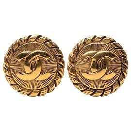 Chanel CC Gold Plated Sunburst Round Clip-On-Ohrringe Golden