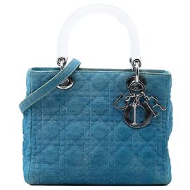Sac Lady Dior en denim bleu, taille Medium, avec anses en acrylique Cannage Bleu
