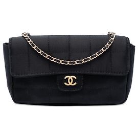 Bolsa transversal Chanel Mini Square Chocolate Bar em cetim de aba única preto Preto