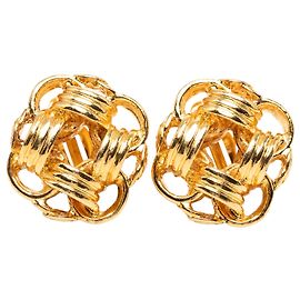 Brincos de pressão Chanel CC banhados a ouro com nó Dourado