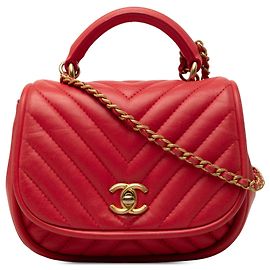 Borsa Chanel Mini CC Chevron in agnello invertito rosso con patta arrotondata Rosso