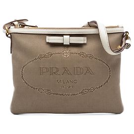 Borsa a tracolla Prada Canapa in tela marrone con logo e fiocco Marrone