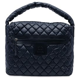 Bolsa Hobo Coco Cocoon em nylon acolchoado Chanel azul-marinho Azul