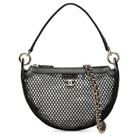 Borsa Hobo Chanel CC in Mesh e Lambskin Lucido Trapuntato Nero Nero