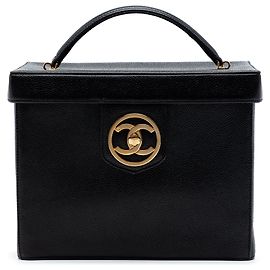 Borsa vanity Chanel CC Caviar Turnlock nera Nero