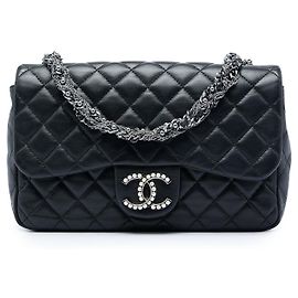 Bolsa de ombro Chanel Westminster Pearl Flap em pele de cordeiro acolchoada preta, tamanho Medium Preto