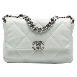 Bolsa Chanel Large 19 de pele de cordeiro branca Branco