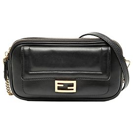 Borsa a tracolla Fendi Easy 2 Baguette in pelle nera Nero