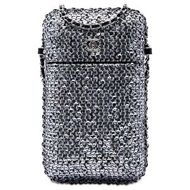 Bolsa transversal Chanel CC Tweed e lantejoulas prateada com corrente para telemóvel Prata