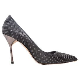 Black & Silver Manolo Blahnik Studded Pointed-Toe Pumps Size 40 Black