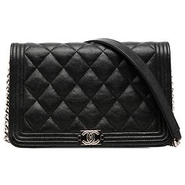 Mini bolsa tiracolo Boy Chanel em caviar matelassado preto Preto