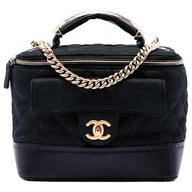 Necessaire Chanel Globe Trotter em caviar iridescente acolchoado preto com alça de corrente Preto