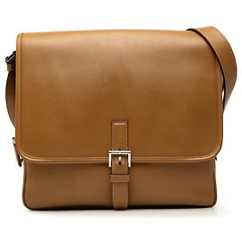 Bolsa Messenger Prada Saffiano marrom com fivela Marrom