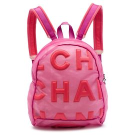 Mochila acolchada Chanel Mesh Logo rosa Rosa