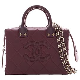 Red Chanel Small CC Quilted Calfskin Top Handle Convertible Vanity Case Satchel Red