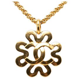 Collier pendentif fleur plaqué or Gold Chanel CC Doré