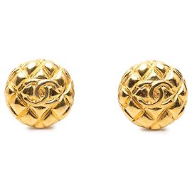 Chanel CC gesteppte Clip-Ohrringe vergoldet Golden