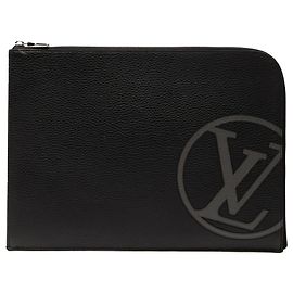 Pochette Jour GM Taurillon Initials Circle noire Louis Vuitton Noir