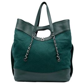 Bolso de compras Chanel Extra Large Stitched Wool and Calfskin 31 verde Verde