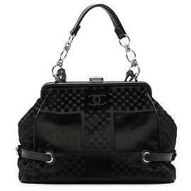 Borsa Chanel CC Check Embossed Velvet Belted Side Frame Bag nera Nero