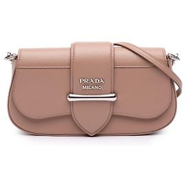 Mini borsa a tracolla Sidonie in Saffiano e pelle di vitello City beige di Prada Beige