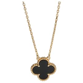Van Cleef & Arpels Yellow Gold Onyx Vintage Alhambra Pendant Other