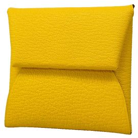 Hermès Bastia Münzgeldbörse aus Chevre Mysore Gelb