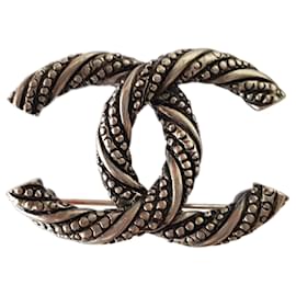 Spilla Chanel Logo CC Argento
