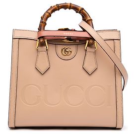 Bolsa Gucci Diana Medium em couro de bezerro bege com bambu Bege
