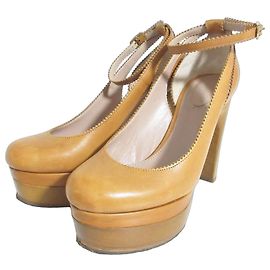 Chloé Escarpins à talons hauts Chloe en cuir avec semelle en bois Marron