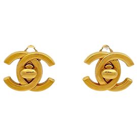 Pendientes de clip Chanel chapados en oro Otro