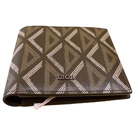 Christian Dior Carteira longa bifold em couro estampado Marrom