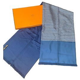 Écharpe Hermès en Angora Bleue Bleu