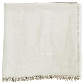 Sciarpa in cashmere e seta Chanel 19P Beige Crudo