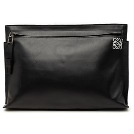 LOEWE Black Leather Anagram T Clutch Black