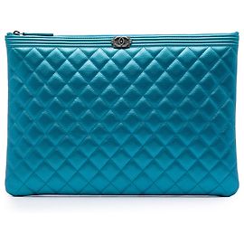 Chanel Blue Large Quilted Metallic Caviar Boy O Case Clutch Blau Andere