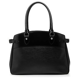 Louis Vuitton Black Epi Passy GM Negro