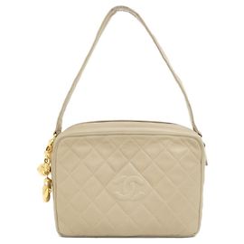 Bolsa Chanel de couro de cordeiro bege Bege