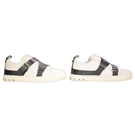 Baskets VALENTINO GARAVANI Rockstud en cuir blanc et noir avec boucle EU 38 US 8 Noir Blanc