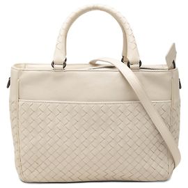 Bolsa Bottega Veneta Intrecciato em couro marfim Cru