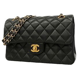 Borsa a tracolla Chanel Matelassé Nero
